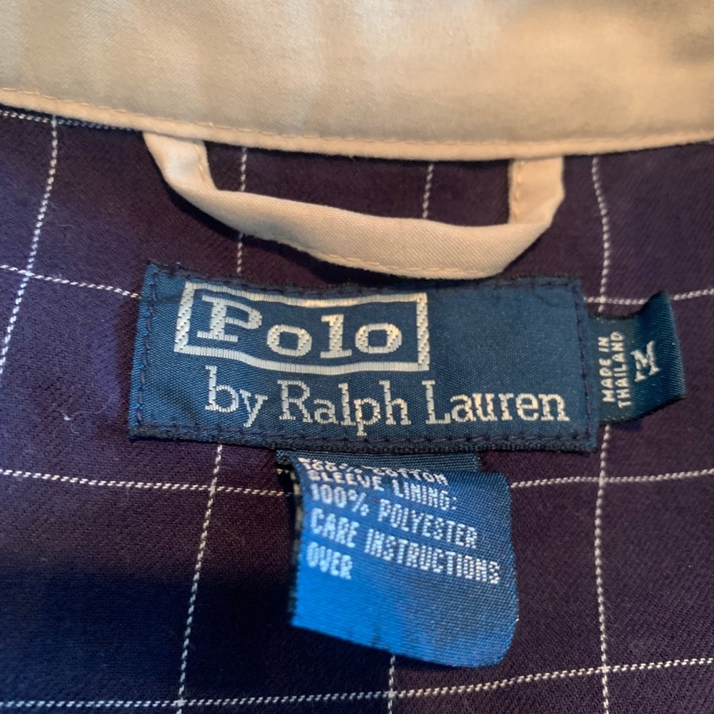 Polo jacket. - Picture 2 of 3